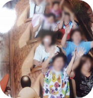 入居者様同士で仲良くなって遊園地へ遊びに行くことも。さんSUNグループホームでの暮らしを通じて、新しい出会いが生まれます